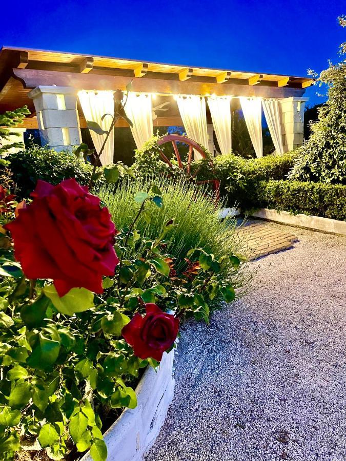 Bed and Breakfast Mirella Charming Alberobello Exterior foto